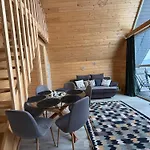 Aframe Apartment Skhidnytsia